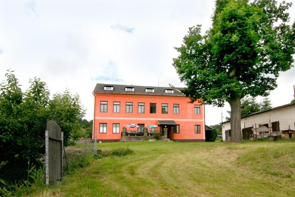 Penzion Muflon Bela nad Radbuzou Exteriör bild